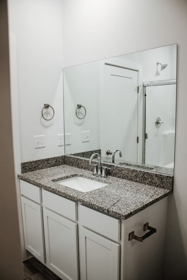 Building Photo - Froli Villas Alex Plan