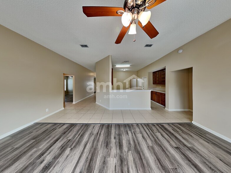 Building Photo - 12344 Benton Harbor Dr S