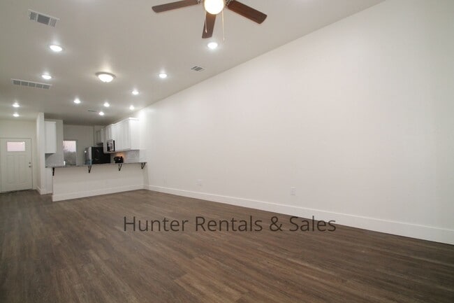 Building Photo - Upscale Four-Bedroom Townhome!