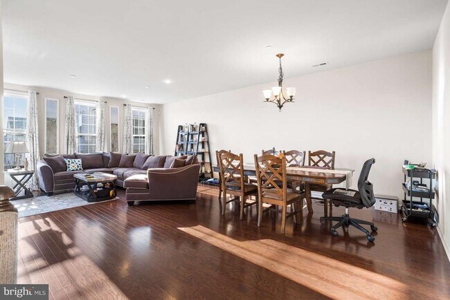 Building Photo - 101B Jay Alley