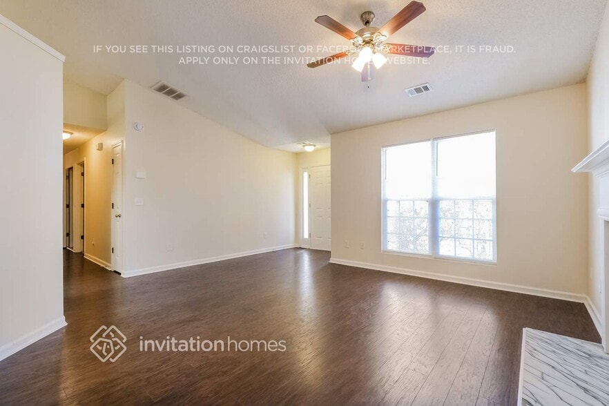 Building Photo - 211 Ashland Creek Ct