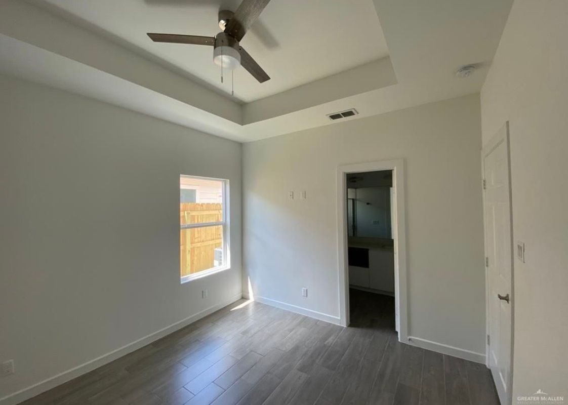 Building Photo - 1412 Lore Dr