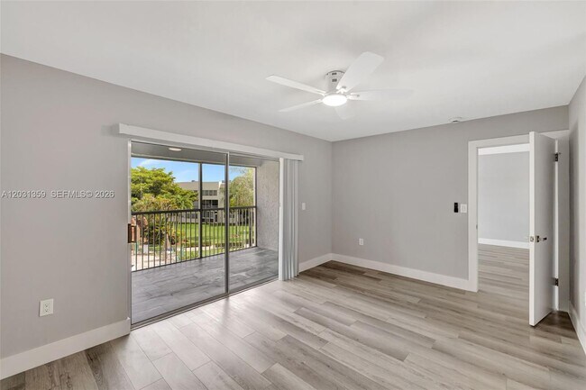 Building Photo - 6800 Royal Palm Blvd