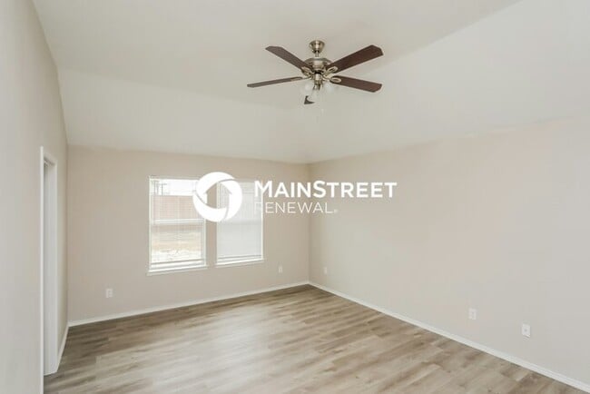 Building Photo - 4 Bedroom Pet-Friendly Home in Forney, TX with Main Street Renewal