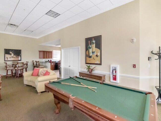 Building Photo - Waterfront Penthouse Living – Luxury 3 Bedroom / 2 Bath Condo on the Water