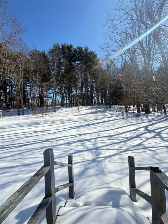 Building Photo - 33 N Sullivan Rd