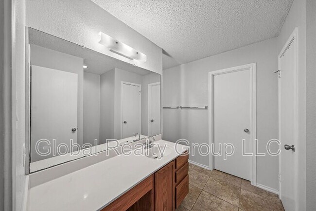 Building Photo - 7702 Fairton Pl