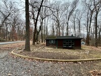 Building Photo - 2 bed/1 bath Cabin in Harpers Ferry!