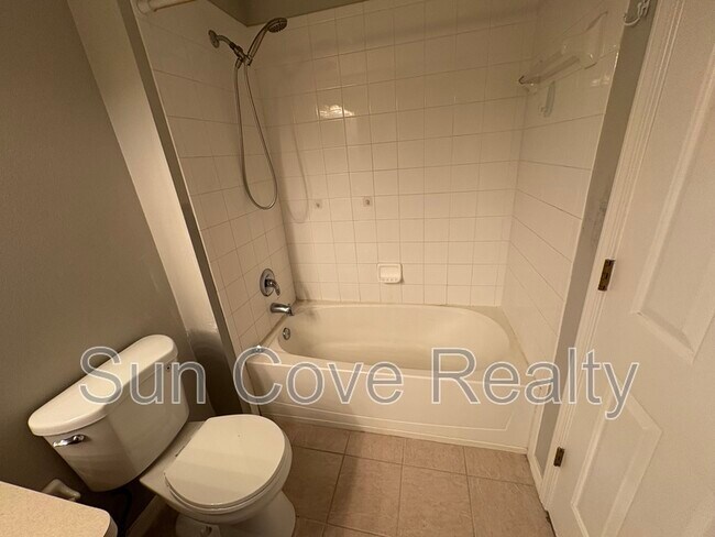 Building Photo - 11022 Black Swan Ct