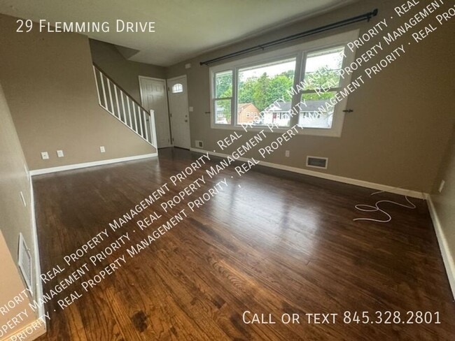 Building Photo - 29 Flemming Dr
