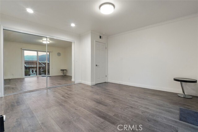 Building Photo - 3381 Oakmont View Dr