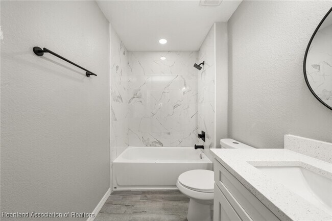 Building Photo - 6303 Red Cedar Rd