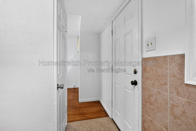 Building Photo - 10328 Dudley Dr