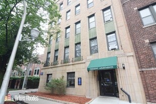 Building Photo - 3835 N Fremont St