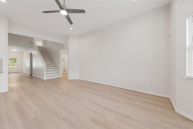 Building Photo - 16407 Azimuth Dr