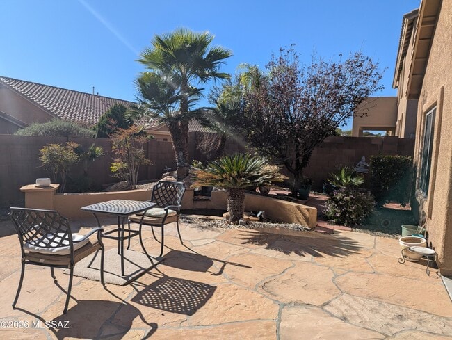 Building Photo - 651 W Sonatina Ln