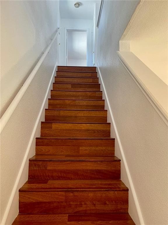 Building Photo - 13600 Briarcreek Loop