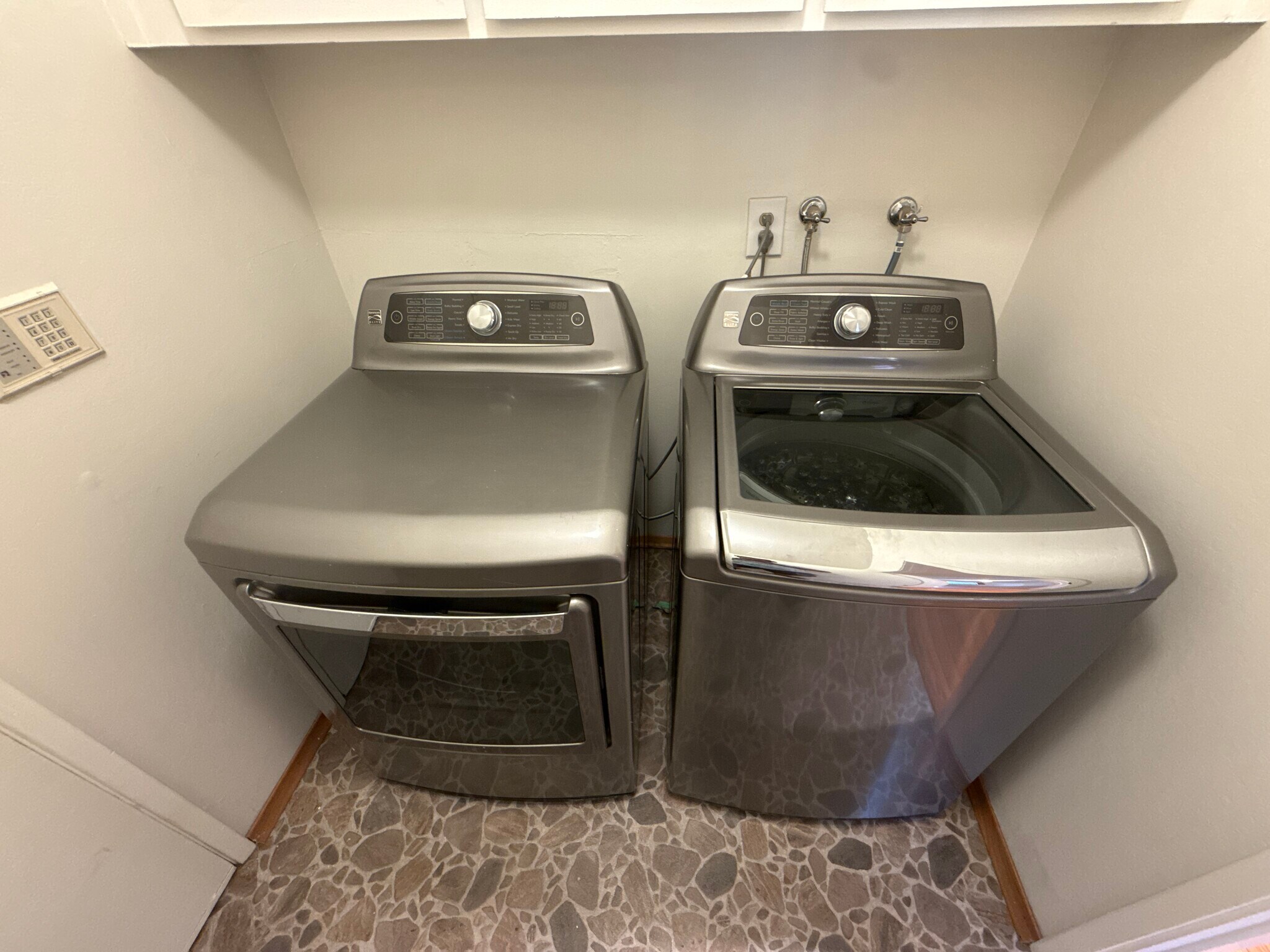 Building Photo - 3416 Withersed Ln