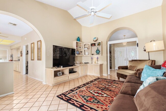 Building Photo - 14405 W Greystone Dr