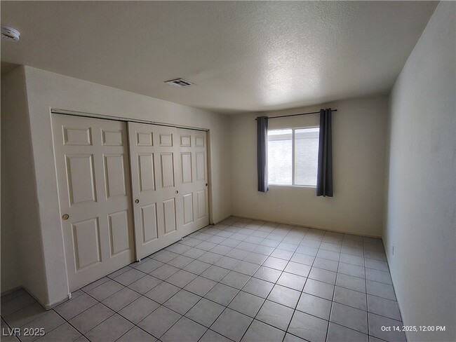 Building Photo - 6552 Wilma Ave