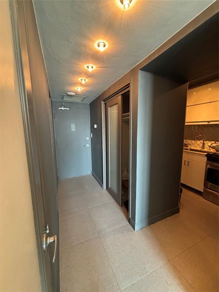 Building Photo - 1200 West Ave