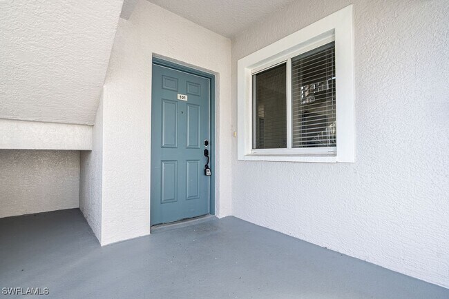 Building Photo - 7835 Regal Heron Cir