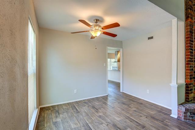 Building Photo - 7801 Summerglen Rd