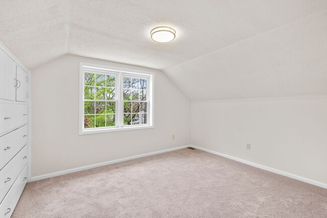 Building Photo - Charming Conshohocken Home | 2 Beds, 2 Baths, Finished Basement, Wine Cellar & 2 Parking Spaces