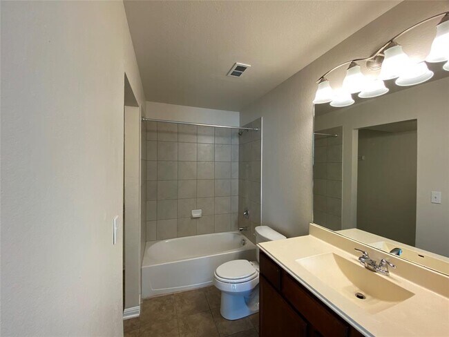 Building Photo - 296 Ferrule Dr