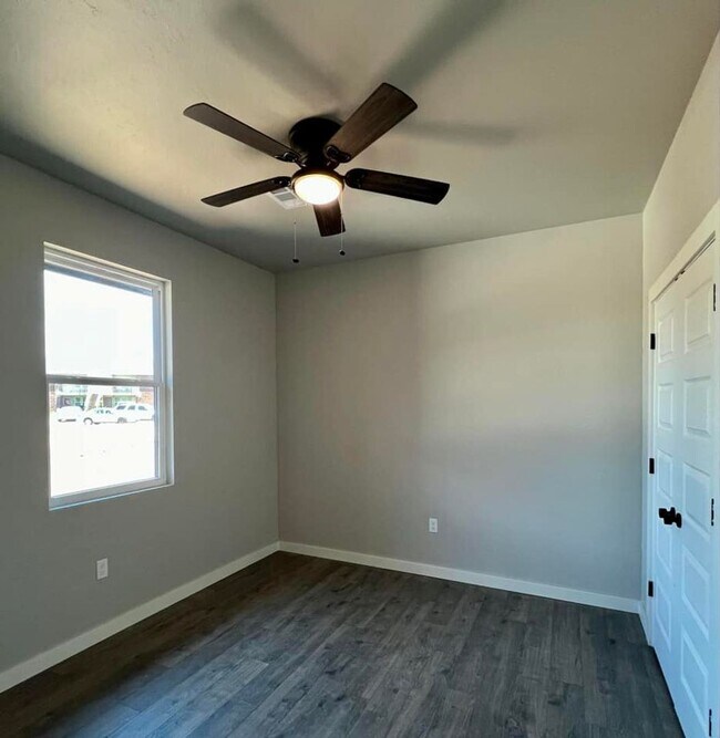 Building Photo - 818 Mill Run