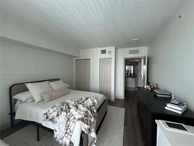 Building Photo - 60 NW 37th Ave