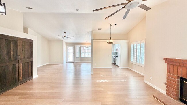 Building Photo - Recently updated Single-Story Home in the lovely community of Wildomar!