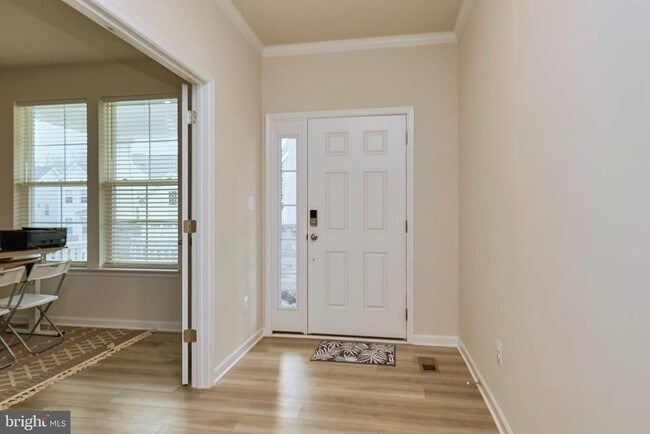 Building Photo - 1006 Shenandoah View Pkwy