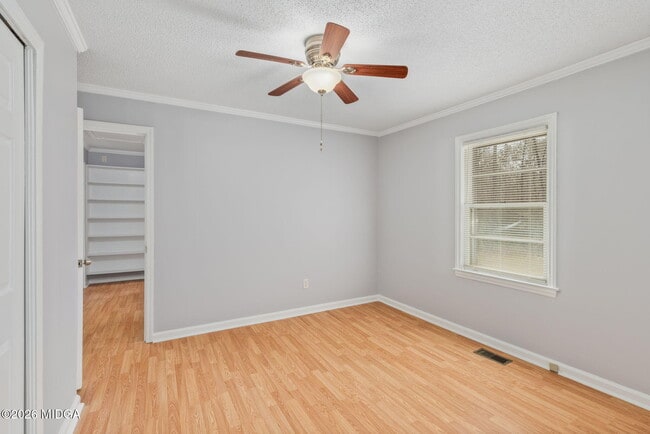 Building Photo - 1496 Wesleyan Dr