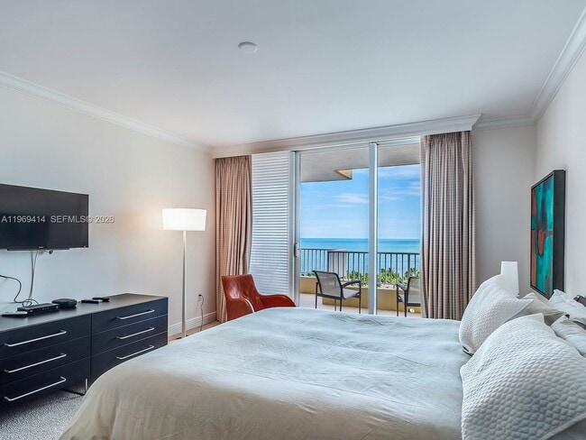 Building Photo - 781 Crandon Blvd