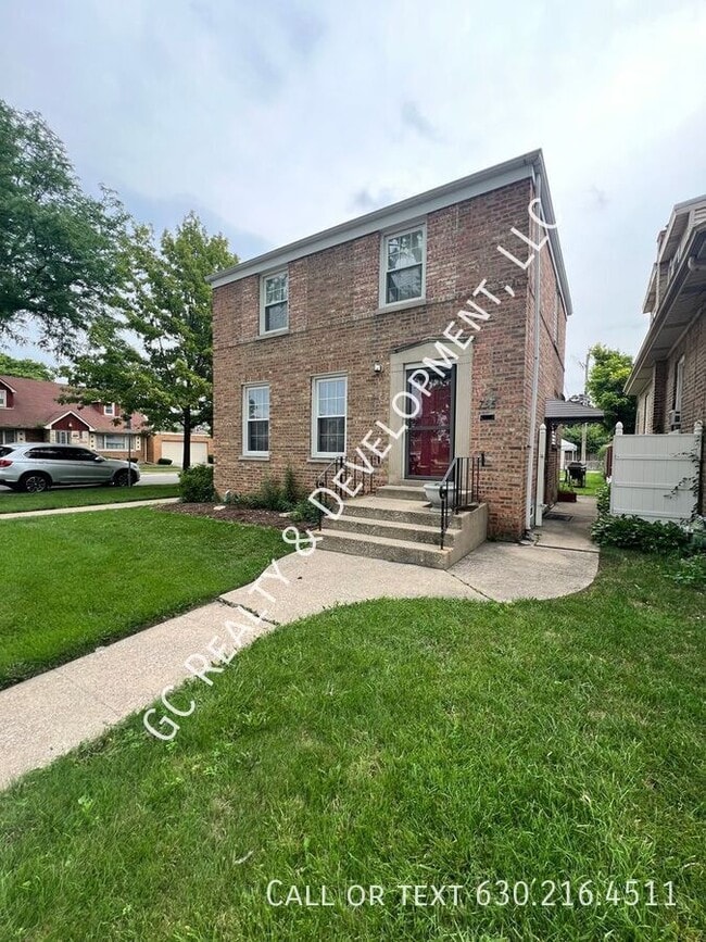 Primary Photo - 735 Hull Ave