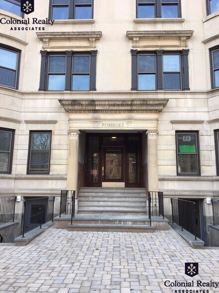 Building Photo - 1461 Beacon St