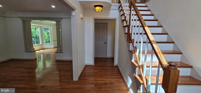 Building Photo - 1 Brattle Ct