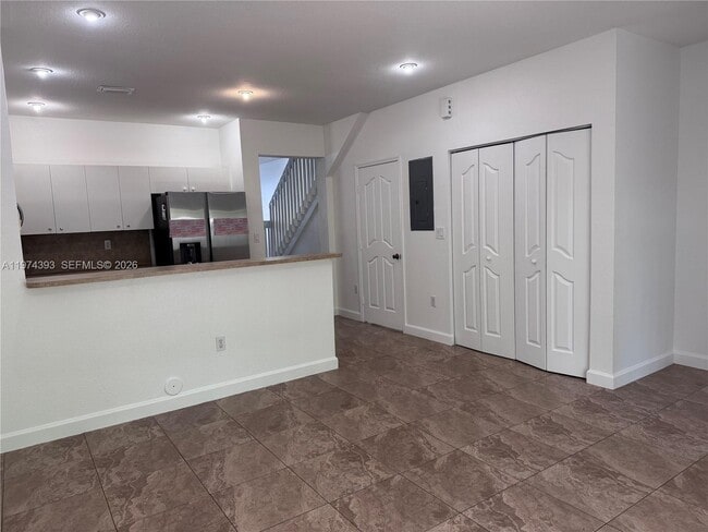 Building Photo - 8500 SW 150th Ave