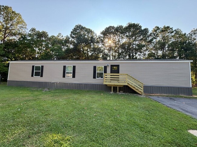 Building Photo - 2101 Ladnier Rd
