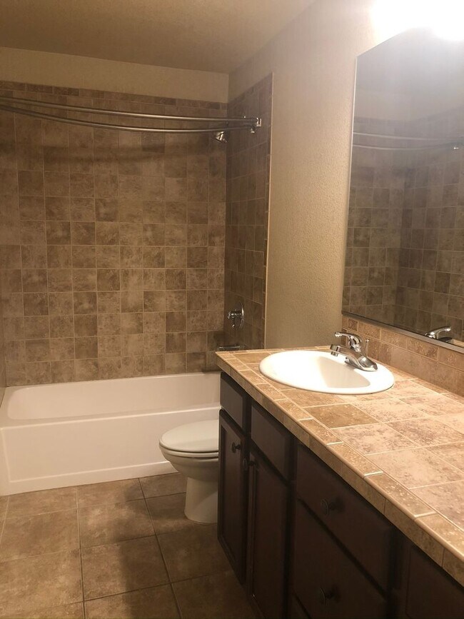 Building Photo - 2734 S Nightfall Dr