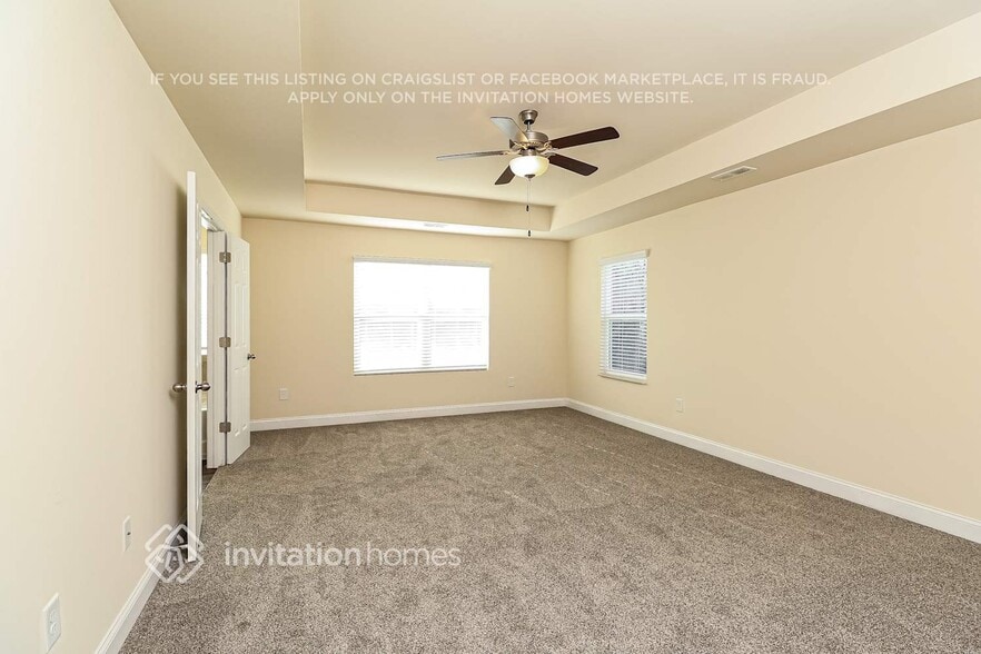 Building Photo - 9849 Maywine Cir