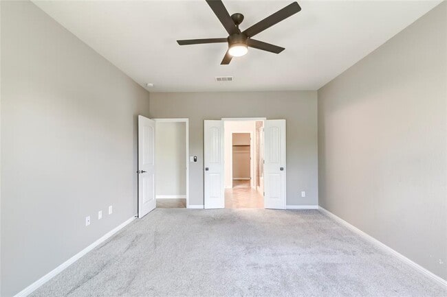 Building Photo - 245 Deep Creek Dr