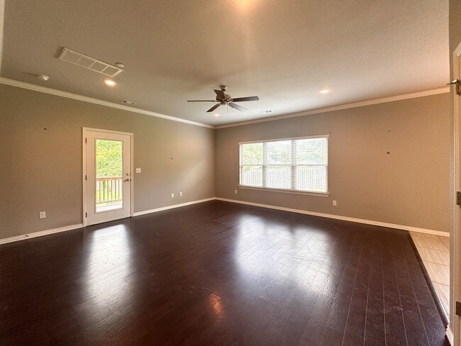 Building Photo - 3933 Williams Cove