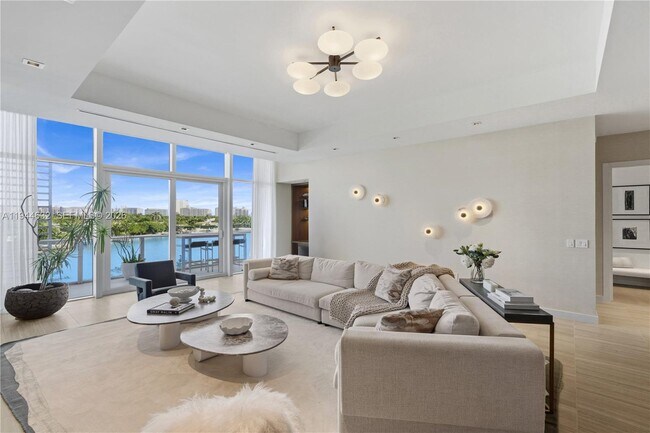 Building Photo - 4701 Meridian Ave