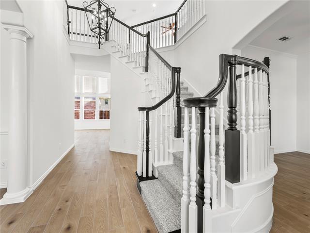 Building Photo - 1732 Auburn Dr