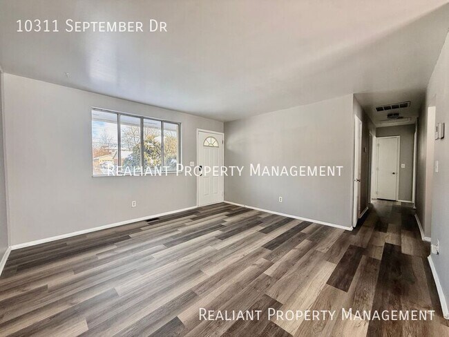 Building Photo - 10311 September Dr