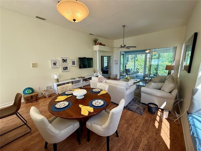 Building Photo - 7628 Whitebridge Glen