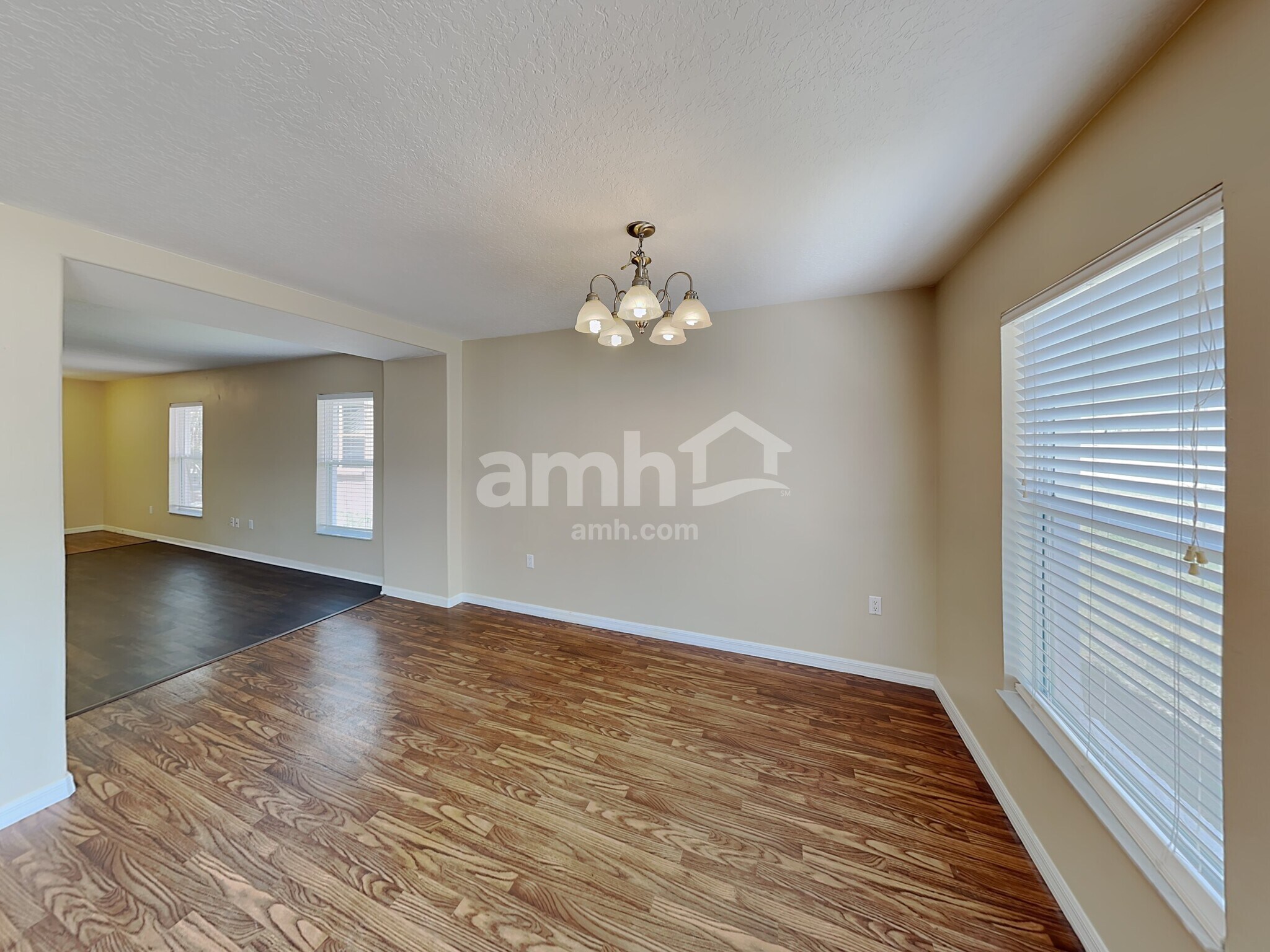 Building Photo - 10512 Boyette Creek Blvd