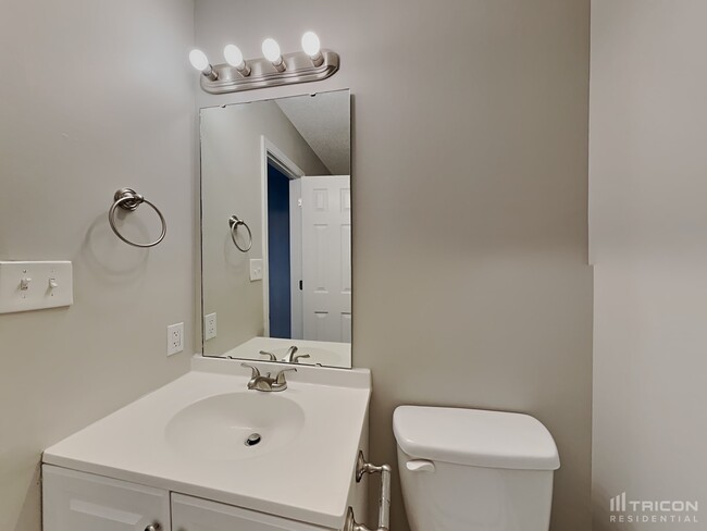 Building Photo - 9923 Austin Samuel Pl
